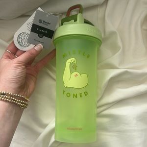 Blender bottle - NWT